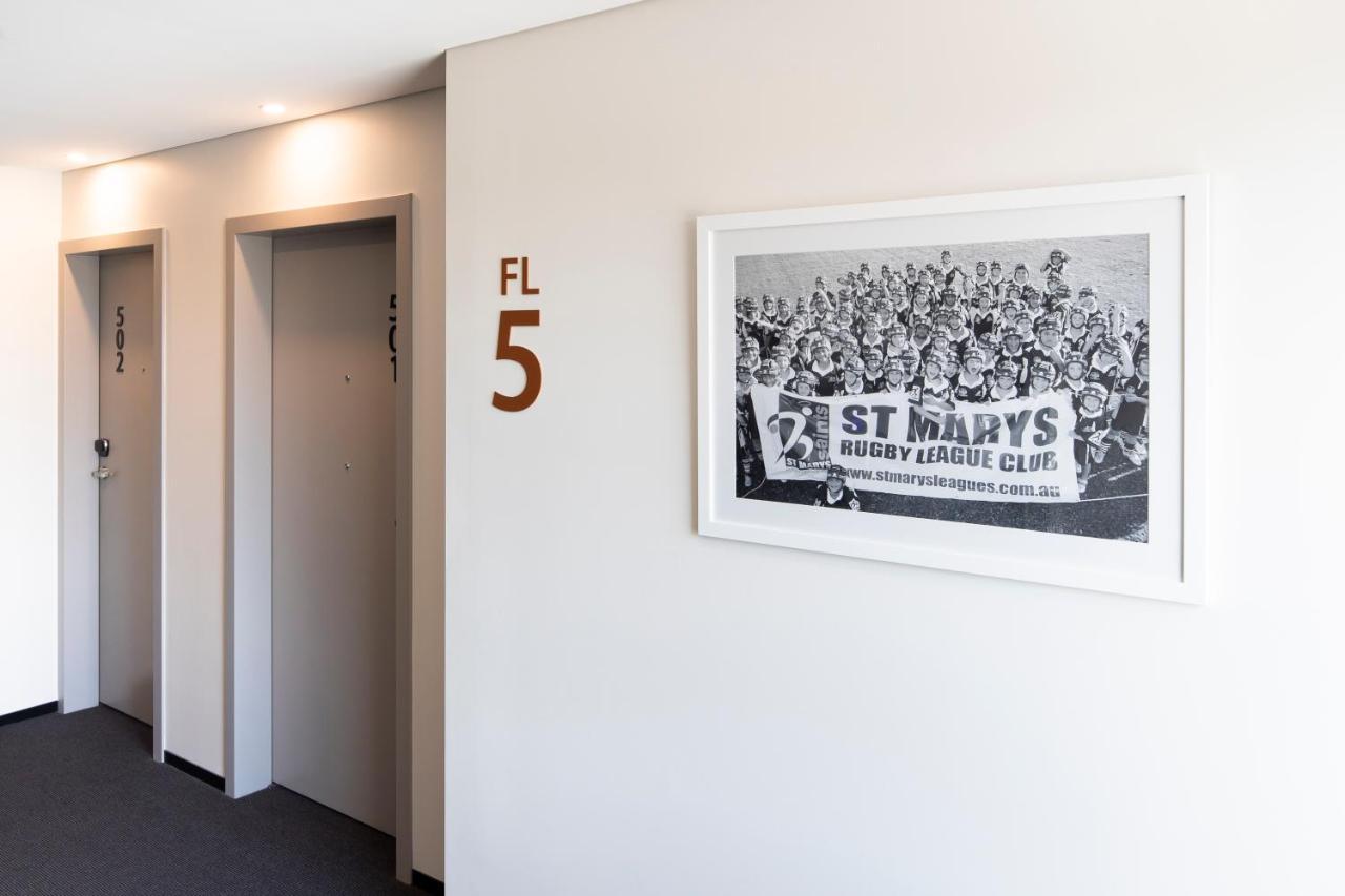 Holiday Inn Sydney St Marys By Ihg Esterno foto