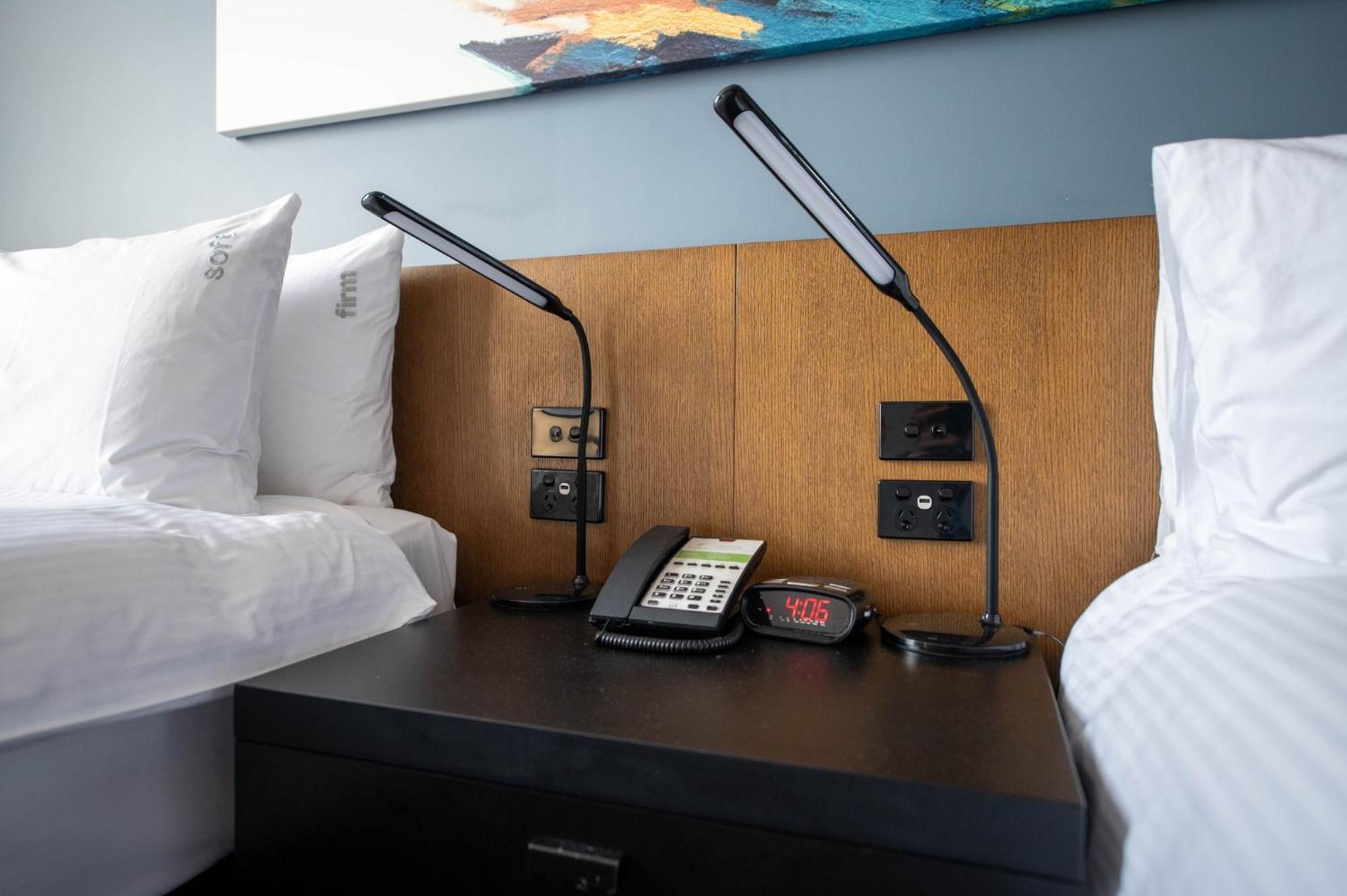 Holiday Inn Sydney St Marys By Ihg Esterno foto
